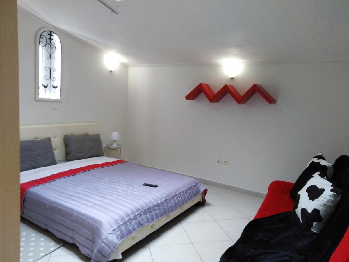 Cozy Minimal Apartment 피레아스 외부 사진